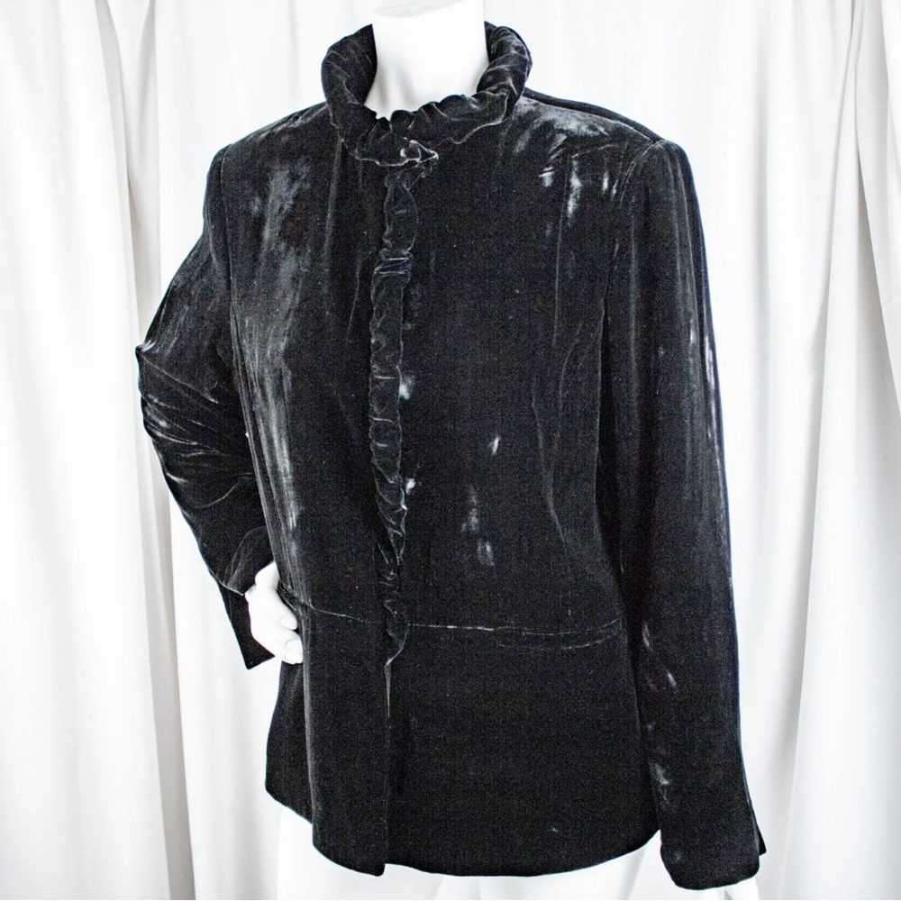 Lafayette 148, NewYork, black, Ruffle, cropped, velvet feminine jacket, career - Picture 5 of 10